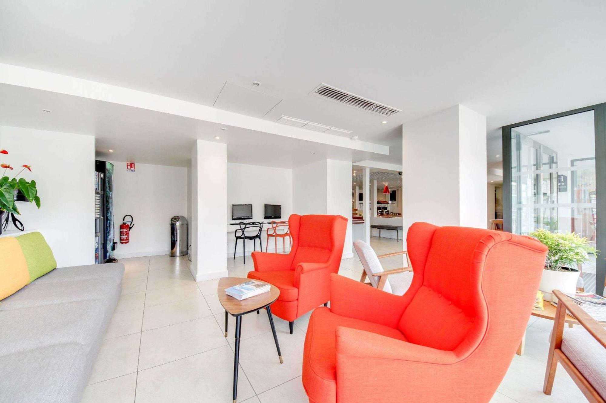 Brit Hotel Porte D'Espagne Perpignan Eksteriør bilde